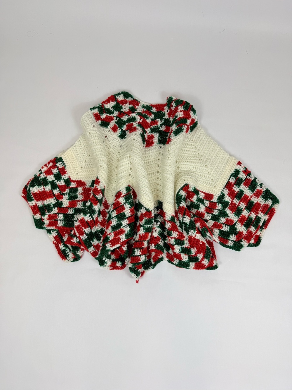 VTG Handmade Crocheted Knit Large Christmas Tree Skirt Red Green White Gold